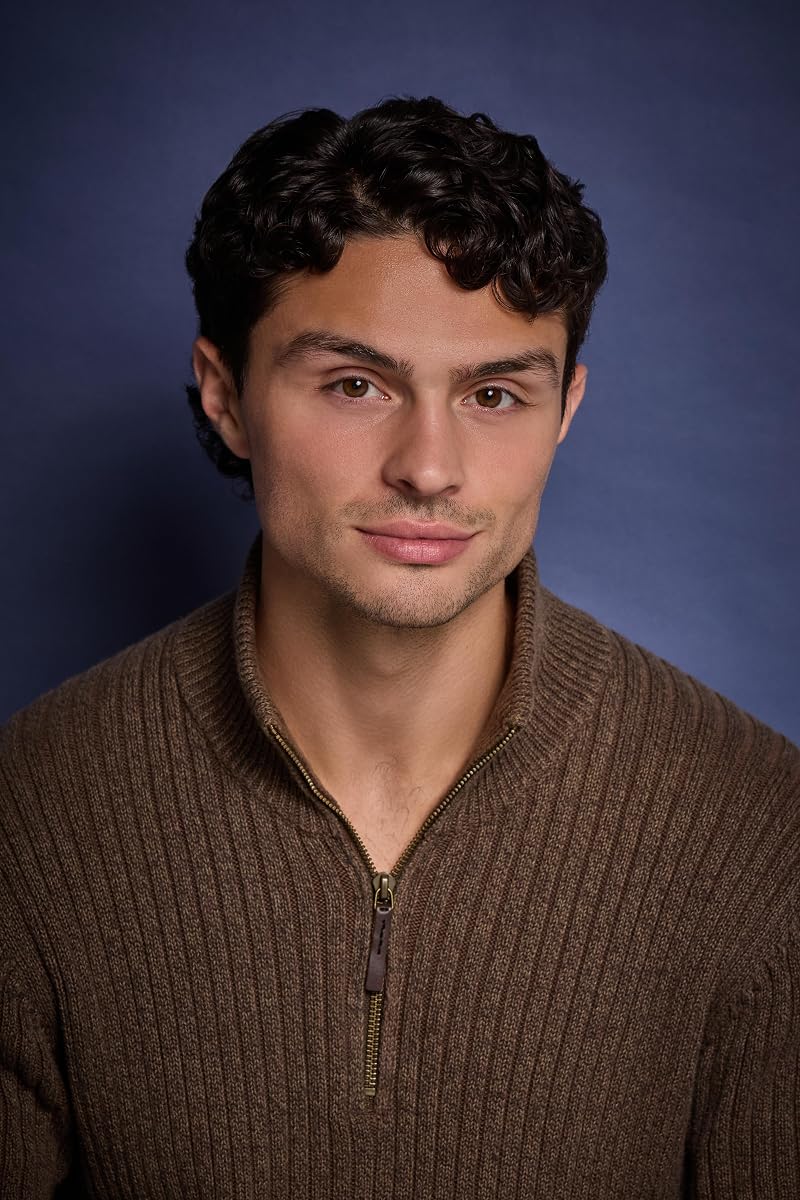 Rene Pedro Ponce — headshot